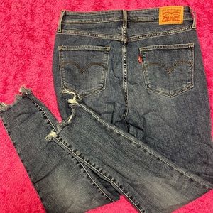 Levi’s 721 High Rise Skinny Jeans